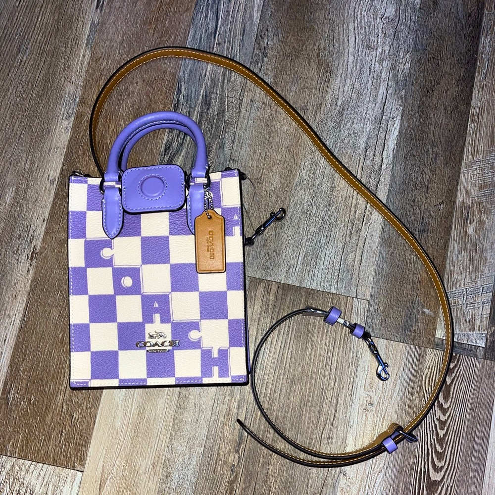 BNWT Coach Purse - Small